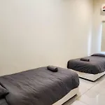 Austin Crest -- Muji X Mahjong X Karaoke X Staycation 4Br3B #10Pax By Cowidea